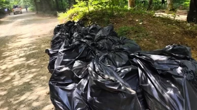 Belgrad Ormanı’na bırakılan çöp ve atıklar temizlendi