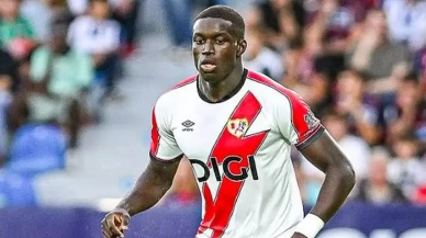 Hull City, Nobel Mendy'yi bitirmek üzere