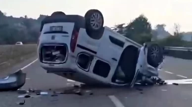 Sakarya’da iki araç çarpıştı: 2 yaralı