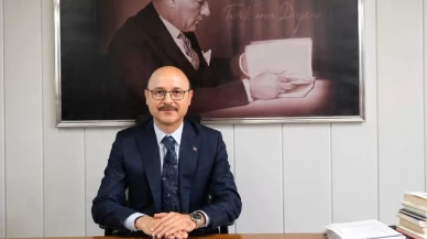 Talip Geylan'dan MEB'e çağrı: 'Yeni eğitim-öğretim yılı 'Öğretmenimi ve Okulumu Seviyorum' temasıyla başlasın'