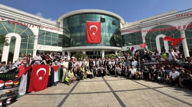 Filistin Konvoyu Sakarya'dan dualar ve tekbirlerle Ankara'ya uğurlandı