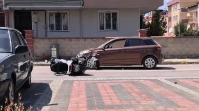 Otomobil ve motosiklet çarpıştı: 2'si çocuk 3 yaralı