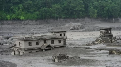 Nepal'de sel felaketi: Can kaybı 95'e yükseldi