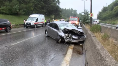 Sancaktepe’de kayganlaşan yolda kaza: 3 yaralı