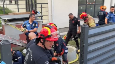 Temizlik için girdiği çukurdan sağ çıkamadı