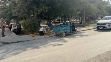 Döner bıçaklı saldırgan parkta oturan şahsa dehşeti yaşattı!
