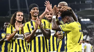 Fenerbahçe'de 7 futbolcunun geleceği şekilleniyor
