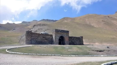Kırgızistan’da tarihi Taş Rabat Kervansarayı için kapsamlı restorasyon başladı