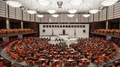 Meclis'te kritik çerçeve yasa oylaması! Hangi parti 'Evet', hangi parti 'Hayır' dedi?