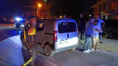 İnegöl’de araç kaldırıma çarptı: 1 yaralı
