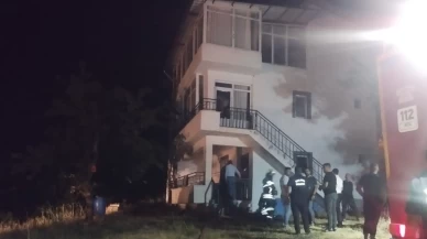 Malatya'da iki katlı evde yangın: Maddi hasar oluştu