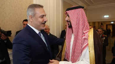 Üç ülke ortak savunma için masada
