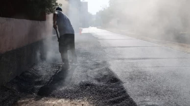 Adana’da 40 derece sıcaklıkta zorlu mesai