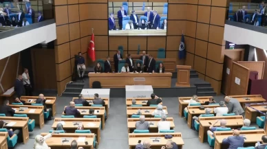 Üsküdar Belediye seçimlerinde ortalık karıştı! Yeni Partililer CHP’li meclis üyelerine saldırdı
