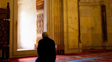 Ay tutulmasında kılınacak namaz nedir? Kanlı Ay tutulması namazı ne zaman, saat kaçta kılınmalı?