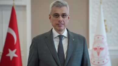 Sağlık Bakanı Kemal Memişoğlu'ndan sağlık çalışanlarına teşekkür