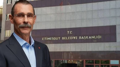 Etimesgut Belediyesinde 'çikolata kutularında' milyonlarca liralık rüşvet! Gizli odalar ortaya çıktı