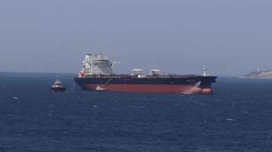 Çanakkale Boğazı'nda 251 metrelik tankerde dümen arızası