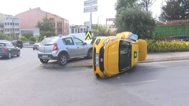 Güngören’de taksi devrildi: 2 yaralı