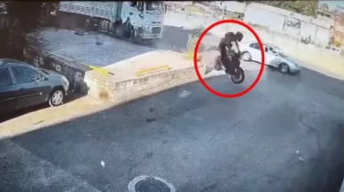 Duvara çarpan motosikletin sürücüsü hayatını kaybetti