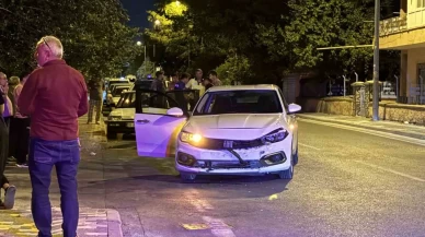 Kayseri'de 2 otomobil çarpıştı