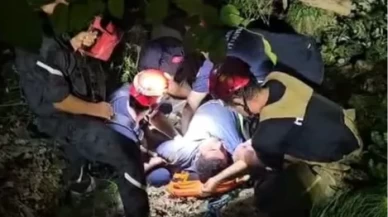 Elektrikli bisikletle uçuruma yuvarlandılar:3 yaralı