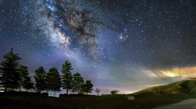 Bitlis'te gökyüzü şöleni! Perseid meteor yağmuru Samanyolu ile buluştu