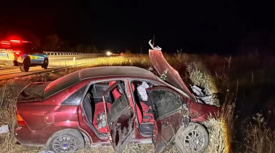 Şarampole savrulan otomobilde 3 kişi yaralandı
