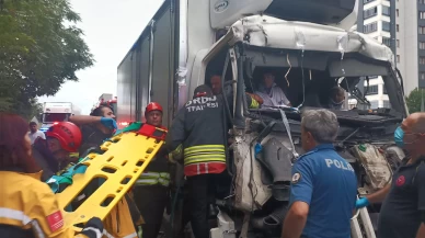 Ordu’da kırmızı ışıkta bekleyen araçlara kamyon çarptı: 4 yaralı