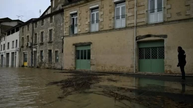 Fransa’yı kasırga vurdu: 41 kişi yaralandı, yüzlerce ev zarar gördü