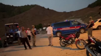 Komşusu ile oğlunu tüfekle yaralayan şüpheli evinde ölü bulundu