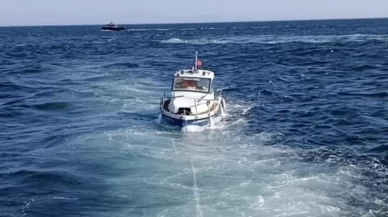 Sürüklenen tekne son anda kurtarıldı