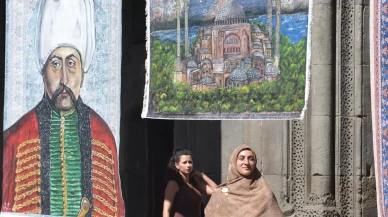 Kilimlere yaptığı portrelerle sergi açtı