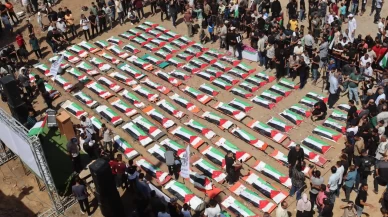 Gazze'de enkazdan çıkarılan 112 Filistinli toprağa verildi