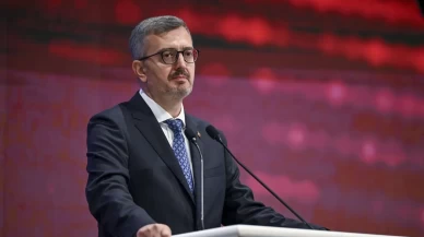Burhanettin Duran’dan 30 Ağustos’ta birlik ve beraberlik vurgusu: “İstiklal ruhunu geleceğe taşıyoruz”