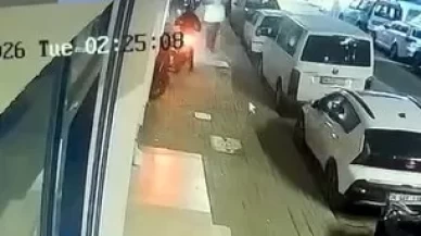 Avcılar’da motosiklet hırsızlığı kamerada!