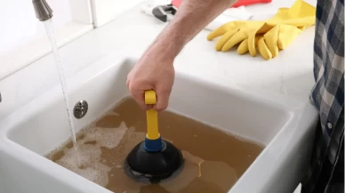 Tıkanan lavabo evde nasıl açılır?