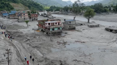 Nepal’deki selde can kaybı artmaya devam ediyor