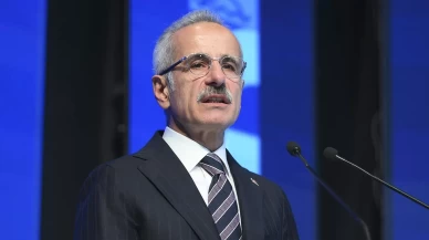 Türkiye elektrikli araçta Avrupa'yı geride bıraktı! Bakan Uraloğlu rakamları açıkladı