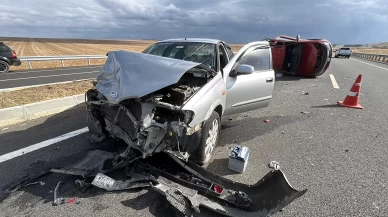 Tekirdağ’da iki otomobilin çarpıştığı kazada 4 kişi yaralandı