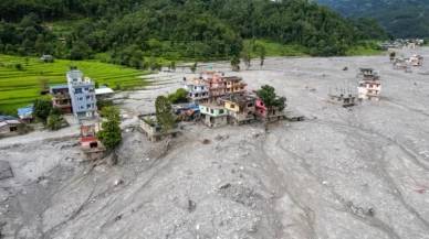 Nepal'deki sel felaketinde bilanço ağırlaşıyor