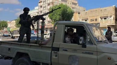 Yemen ordusundan Husilere operasyon hazırlığı! Sivillere kritik uyarı