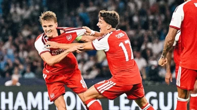 Arsenal, Napoli deplasmanında Odegaard ile kazandı