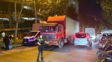 Bağcılar'da feci kaza! Kamyonla çarpışan skuter sürücüsü hayatını kaybetti