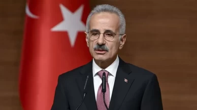 Bakan Uraloğlu: "Gemi 11 dakikada hızla battı, sağ olarak kimseye ulaşılamadı'