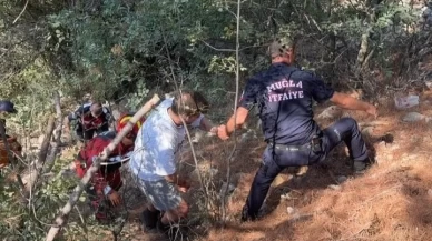 Menteşe’de otomobil uçuruma yuvarlandı