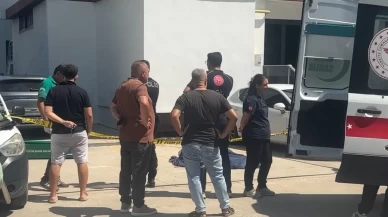 Mersin’de 6’ncı kattaki evinin balkonundan düşen kadın hayatını kaybetti