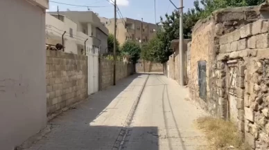 Maskeli hırsızlar 70 yaşındaki kadına dehşeti yaşattı!