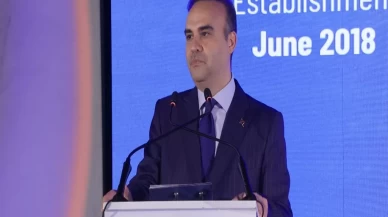 Türkiye'den yapay zeka hamlesi! Bakan Kacır 1,6 milyar dolarlık yatırımı duyurdu