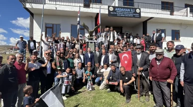 Beşiktaş Başkanı Adalı, Ardahan’daki Beşiktaş köyünde kartal heykelini açtı